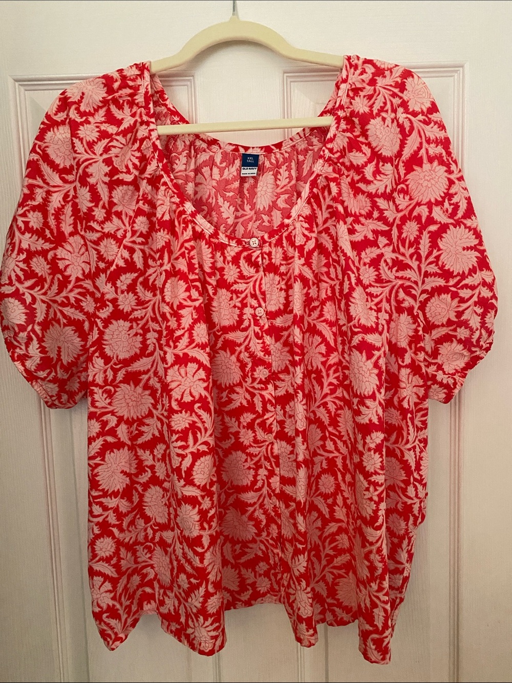 Old Navy Red Floral Button-Front Blouse